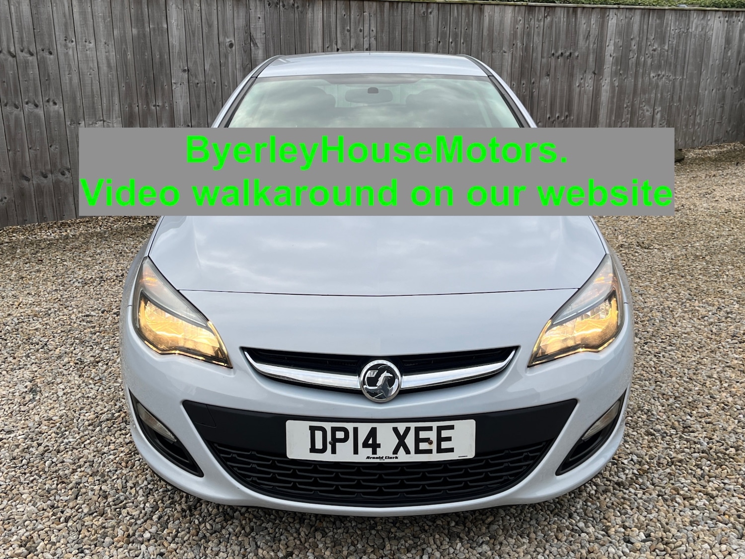 Used Vauxhall Astra 2014 for sale - 78095520: Photo 2