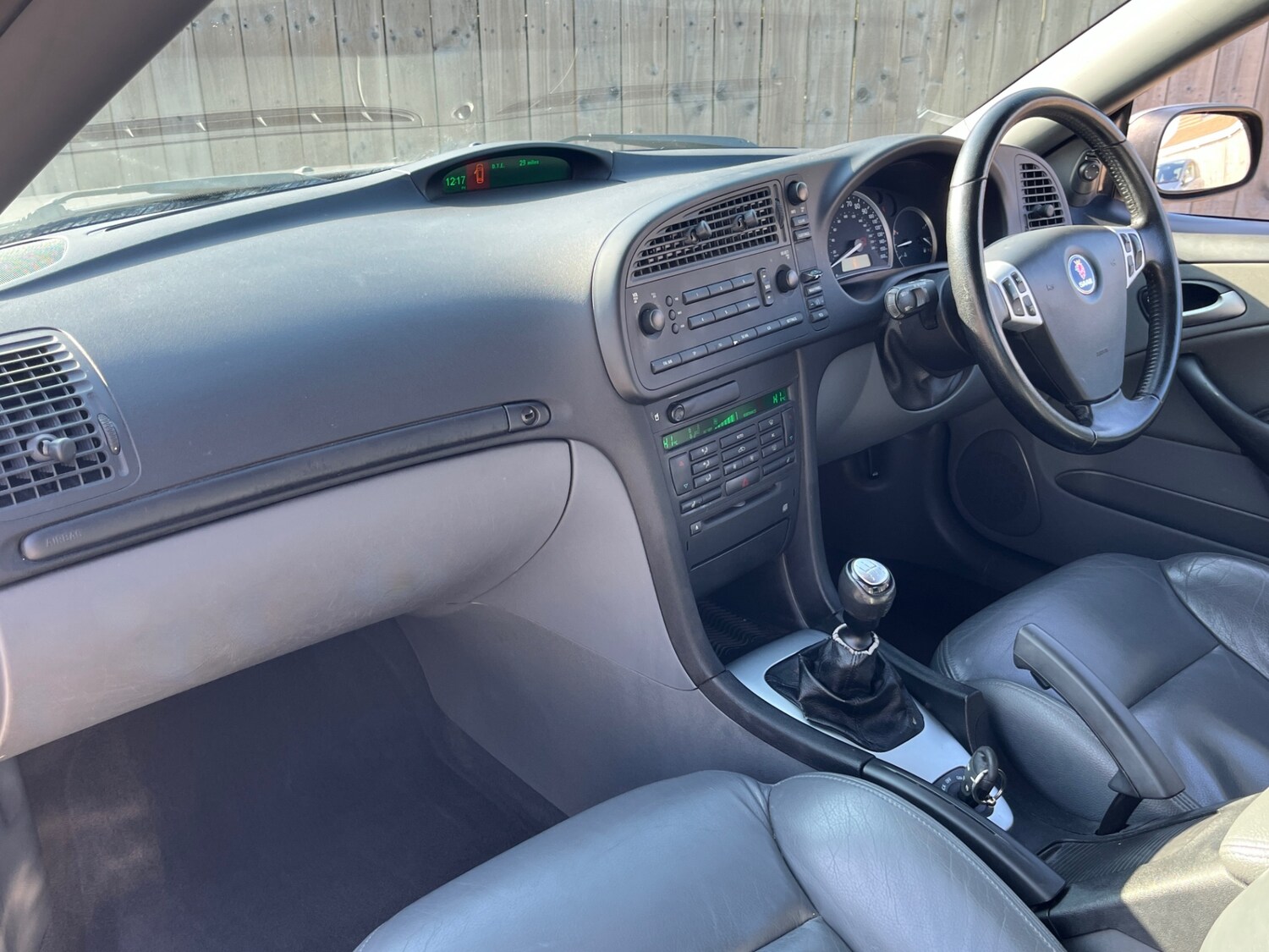 Used Saab 9-3 2005 for sale - 77760882: Photo 14