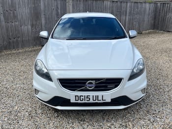 Used Volvo V40 2015 for sale - 79768339: Photo