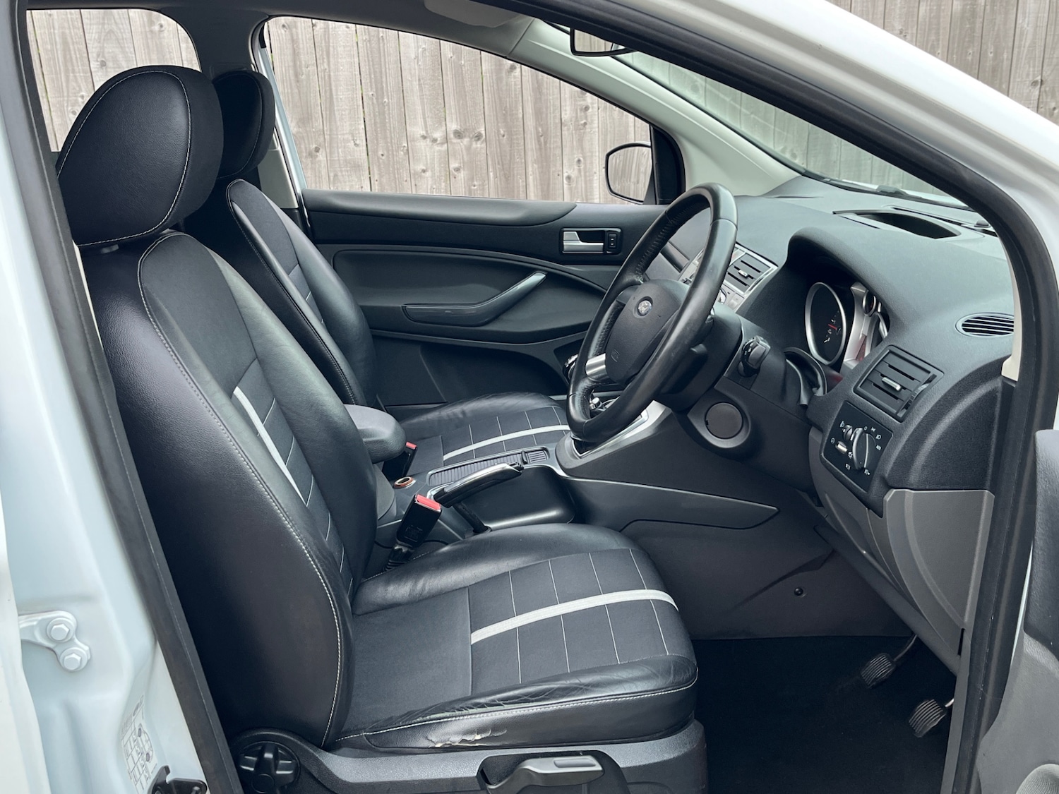 Used Ford Kuga 2011 for sale - 76748011: Photo 11