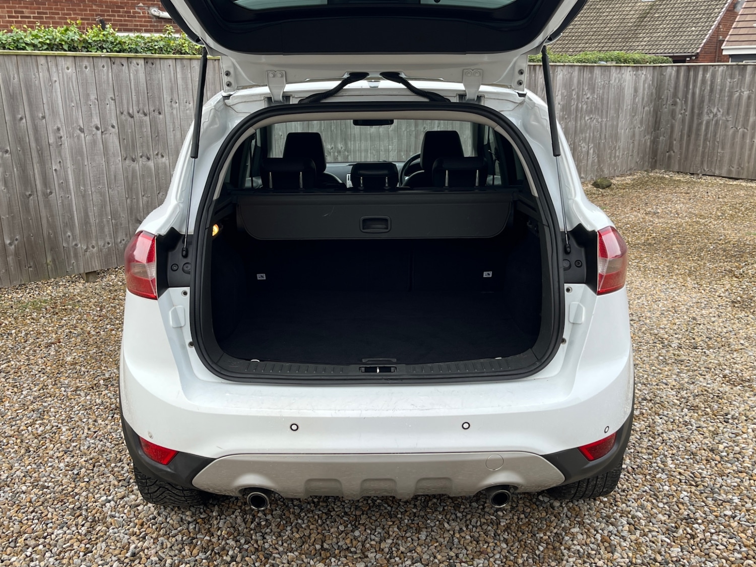 Used Ford Kuga 2011 for sale - 76748011: Photo 18