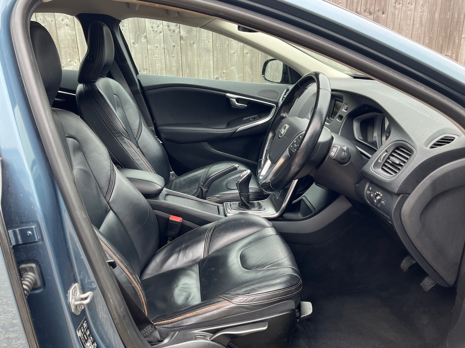 Used Volvo V40 2014 for sale - 77562878: Photo 11