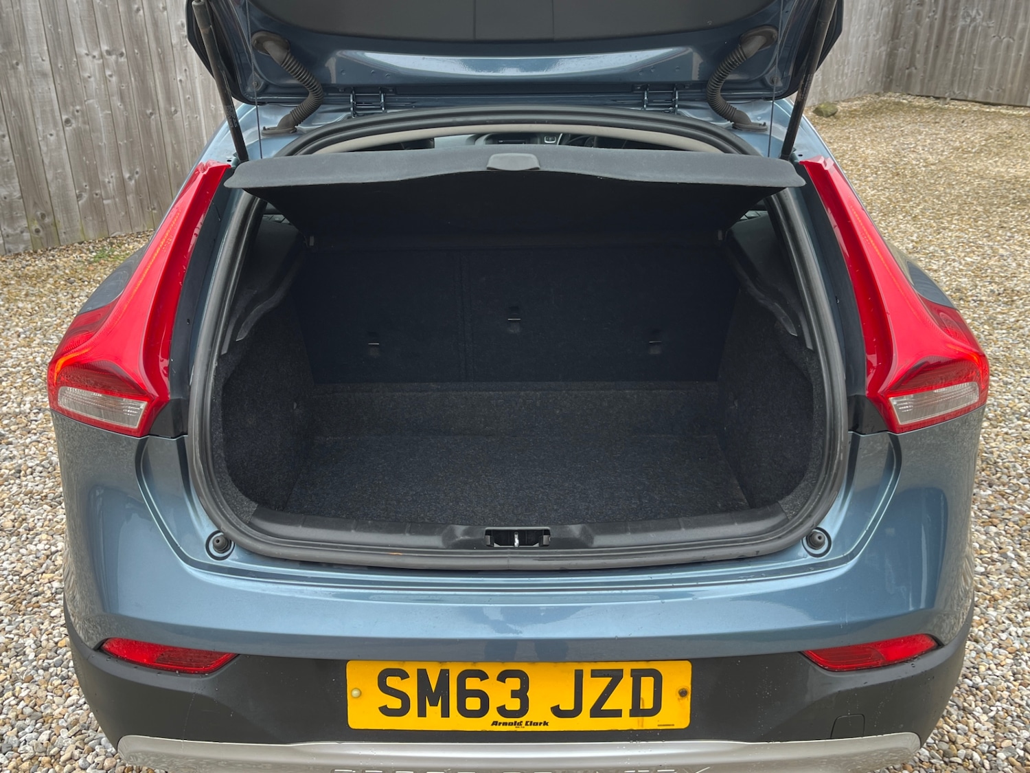 Used Volvo V40 2014 for sale - 77562878: Photo 18