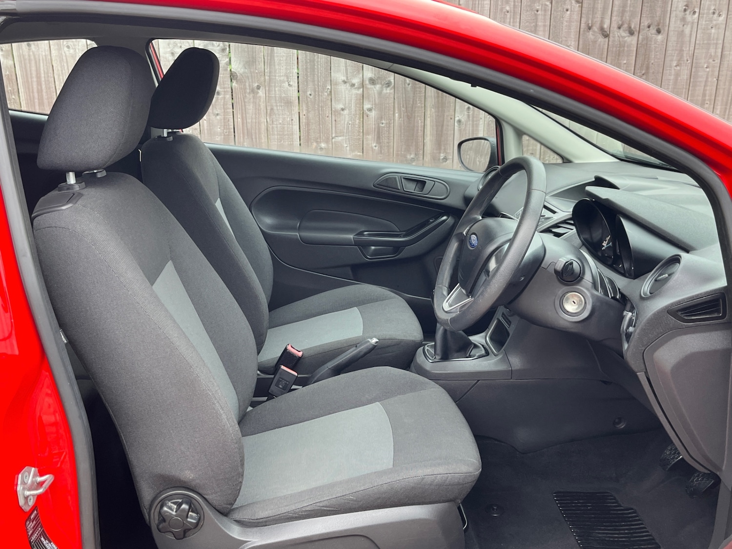 Used Ford Fiesta 2015 for sale - 77797049: Photo 12