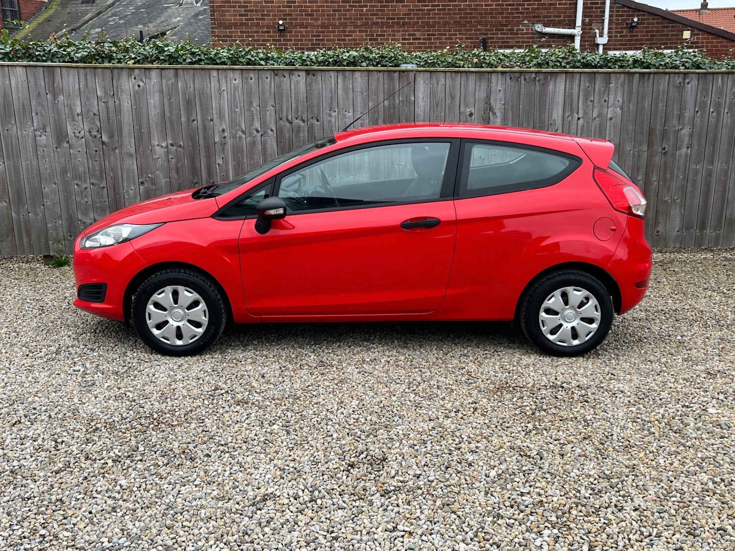 Used Ford Fiesta 2015 for sale - 77797049: Photo 7