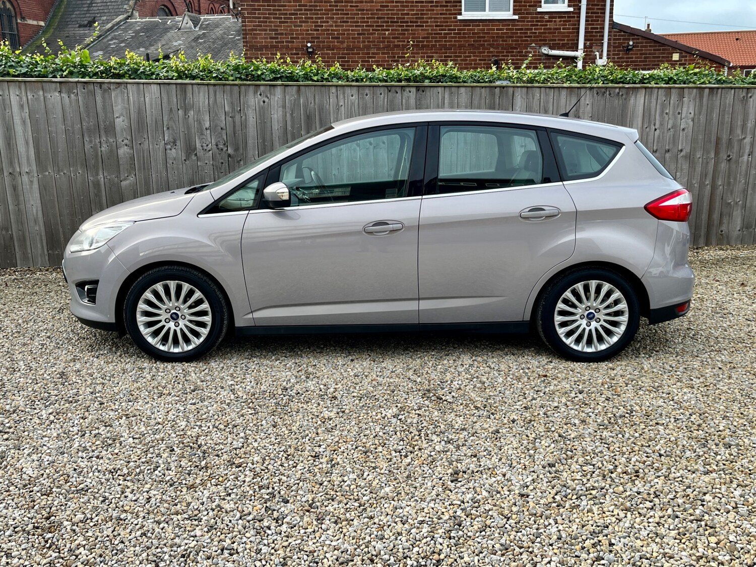 Used Ford C-Max 2012 for sale - 76574702: Photo 5