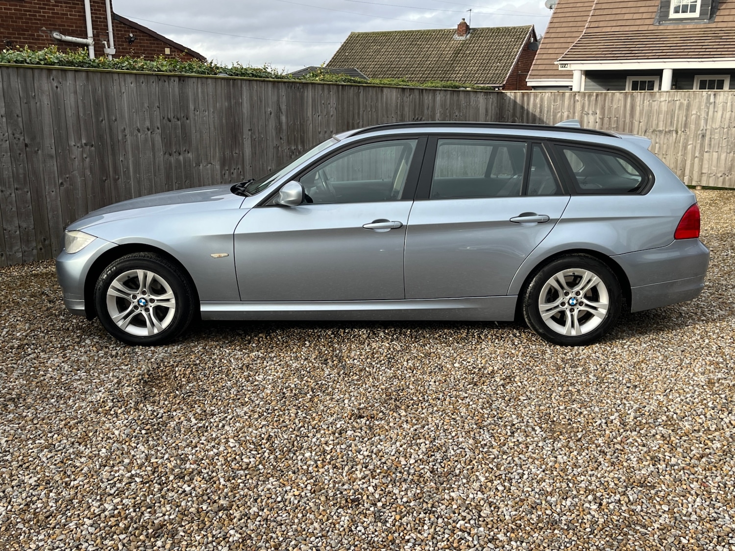 Used BMW 3 Series 2010 for sale - 77431144: Photo 5