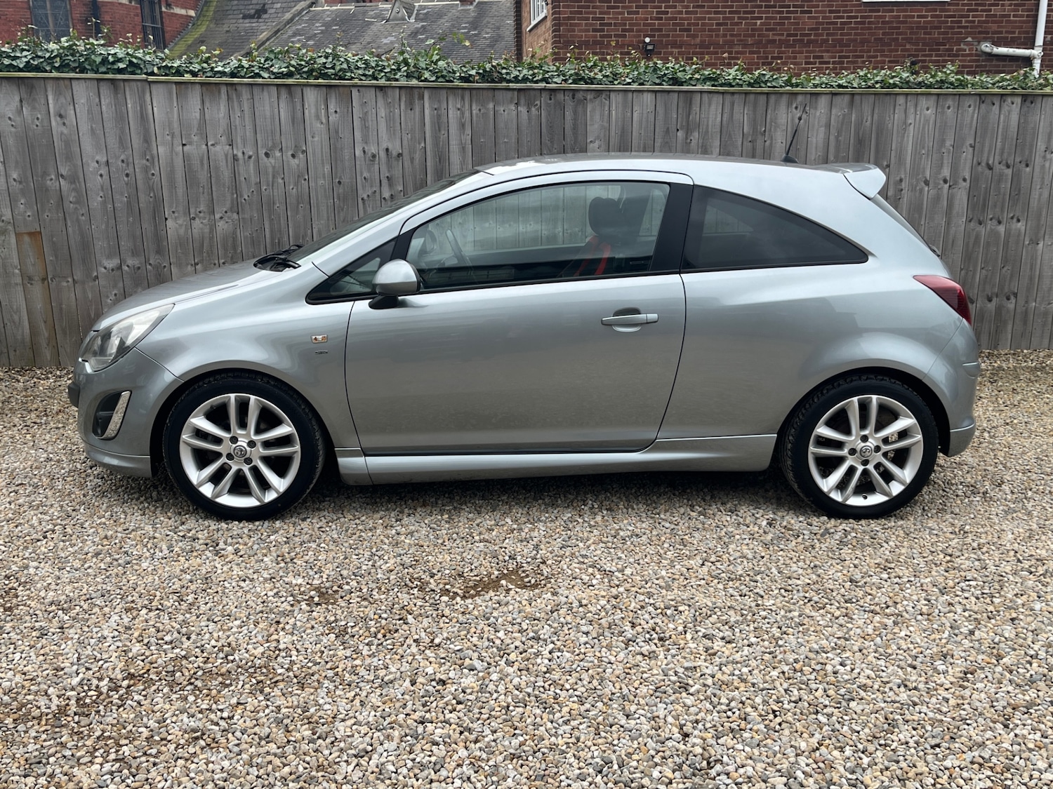 Used Vauxhall Corsa 2012 for sale - 77701059: Photo 5