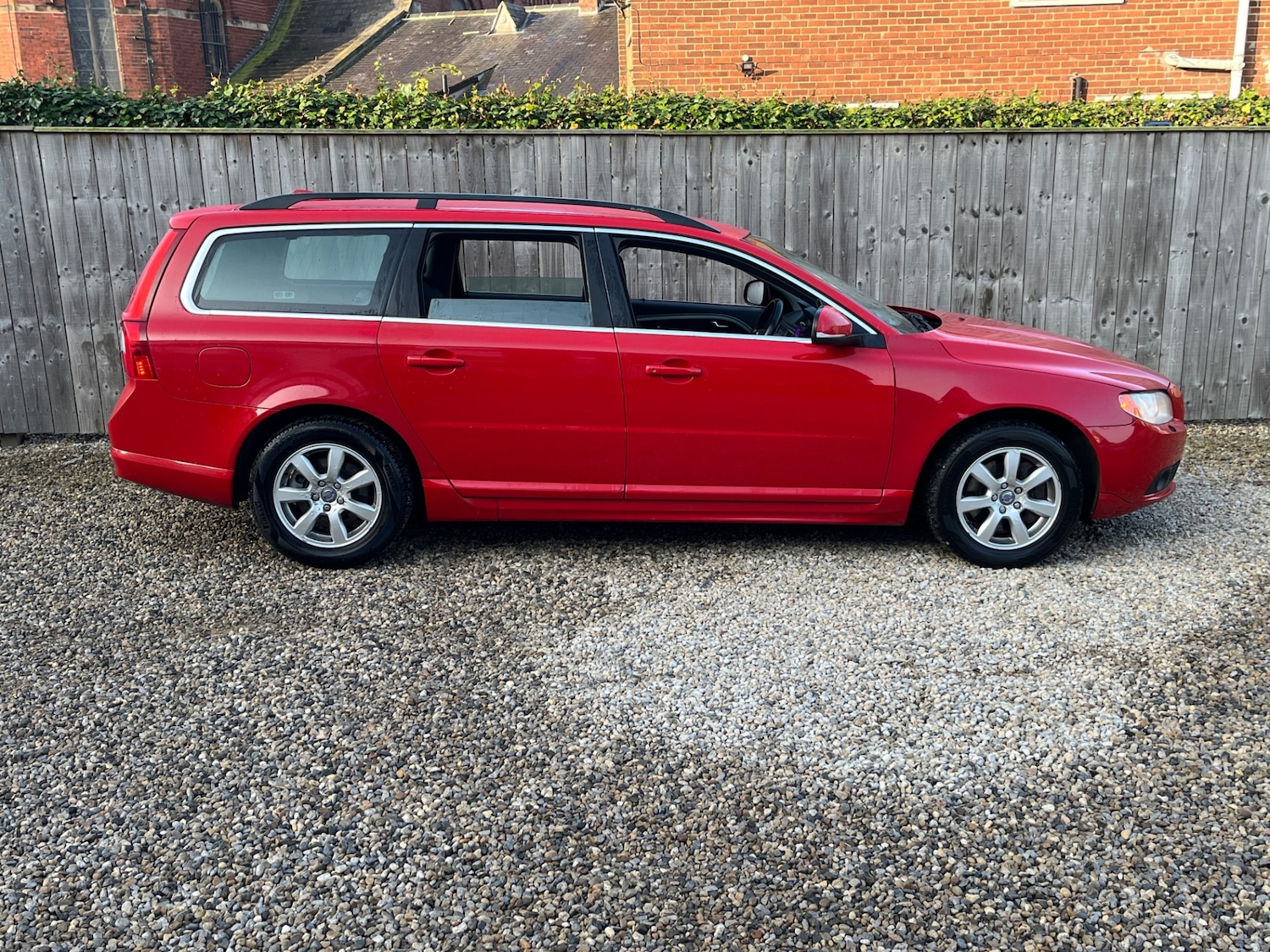 Used Volvo V70 2012 for sale - 77755964: Photo 6