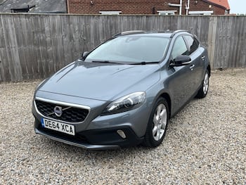 Used Volvo V40 2014 for sale - 79672387: Photo
