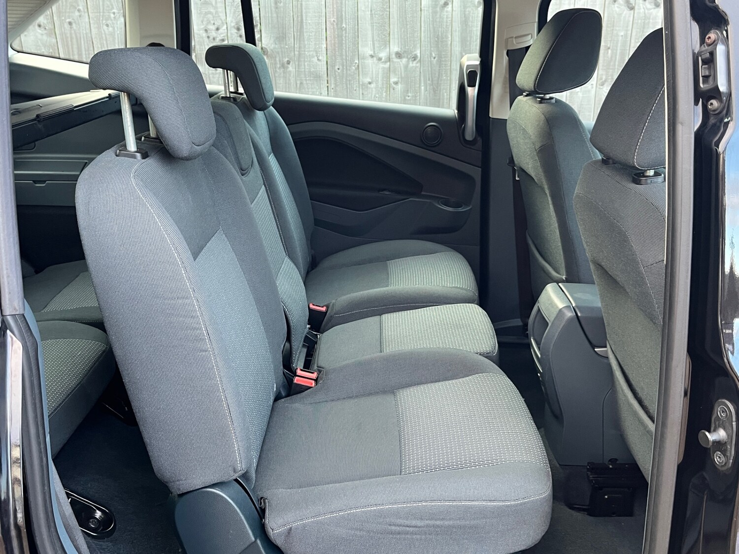 Used Ford Grand C-Max 2013 for sale - 77914162: Photo 15