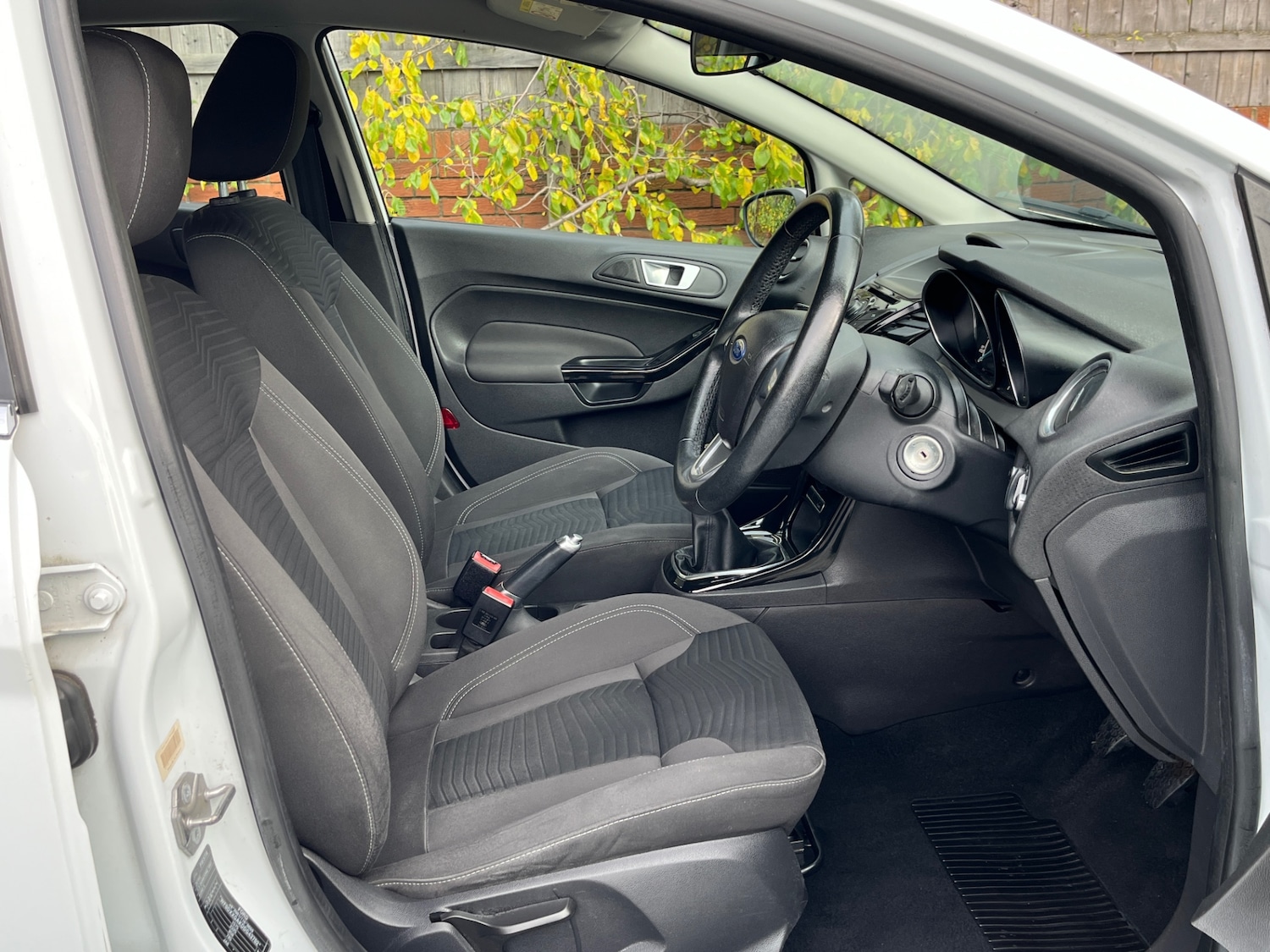 Used Ford Fiesta 2013 for sale - 76415326: Photo 11