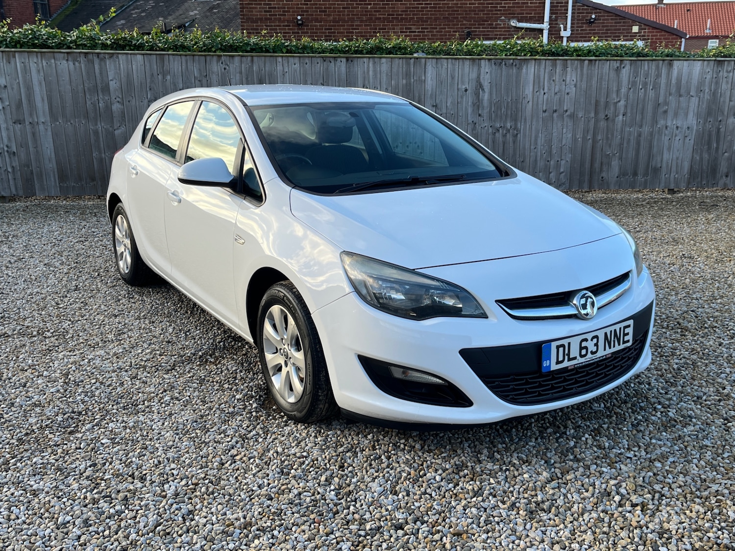 Used Vauxhall Astra 2014 for sale - 76999984: Photo 4