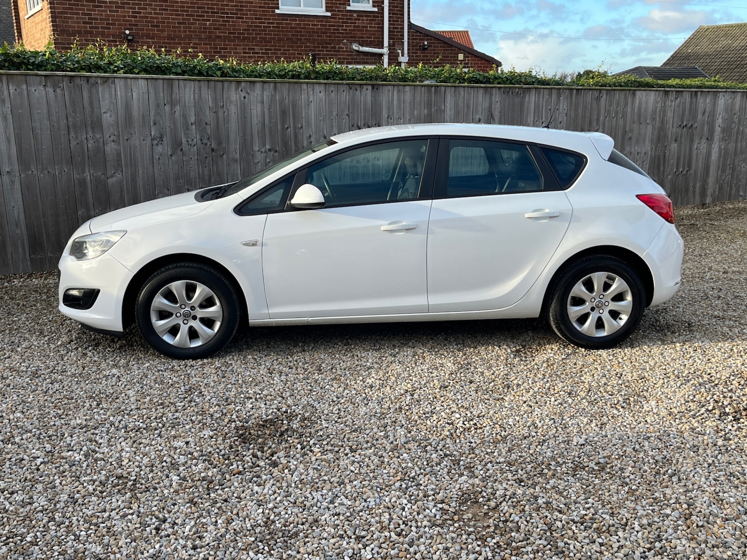 Used Vauxhall Astra 2014 for sale - 76999984: Photo 5