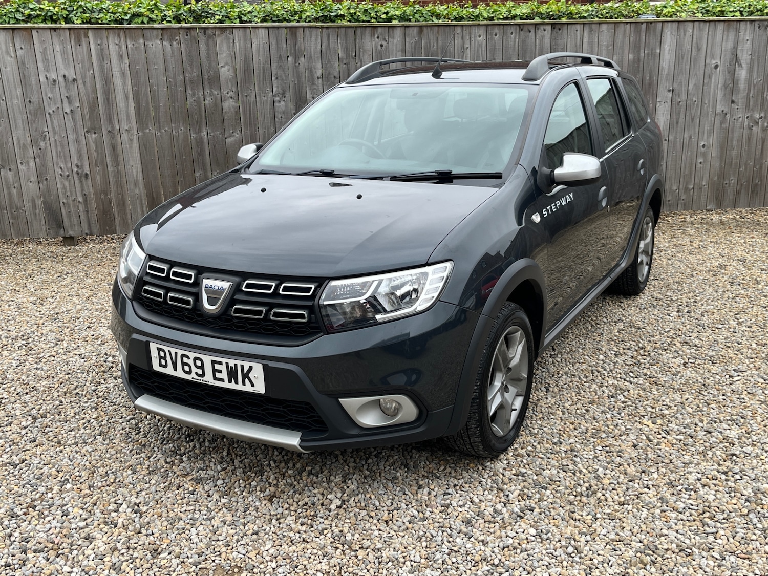 Used Dacia Logan MCV 2019 for sale - 76309680: Photo 1