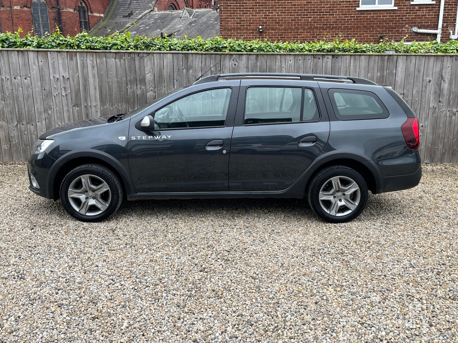 Used Dacia Logan MCV 2019 for sale - 76309680: Photo 5