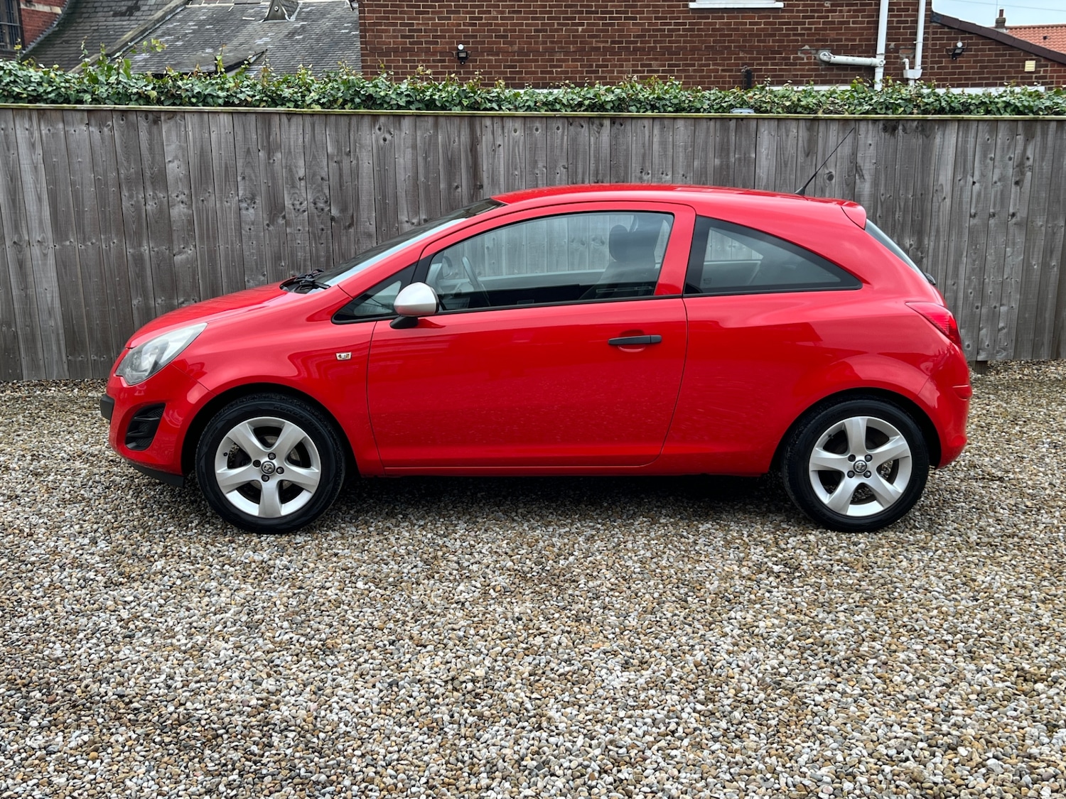 Used Vauxhall Corsa 2013 for sale - 77319115: Photo 5