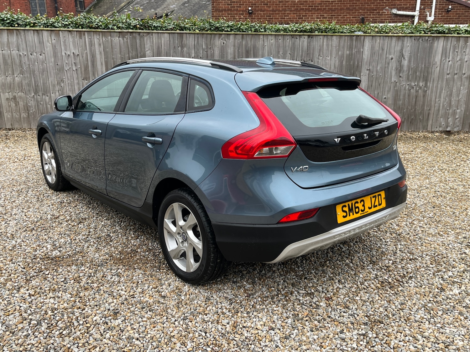 Used Volvo V40 2014 for sale - 77701517: Photo 7