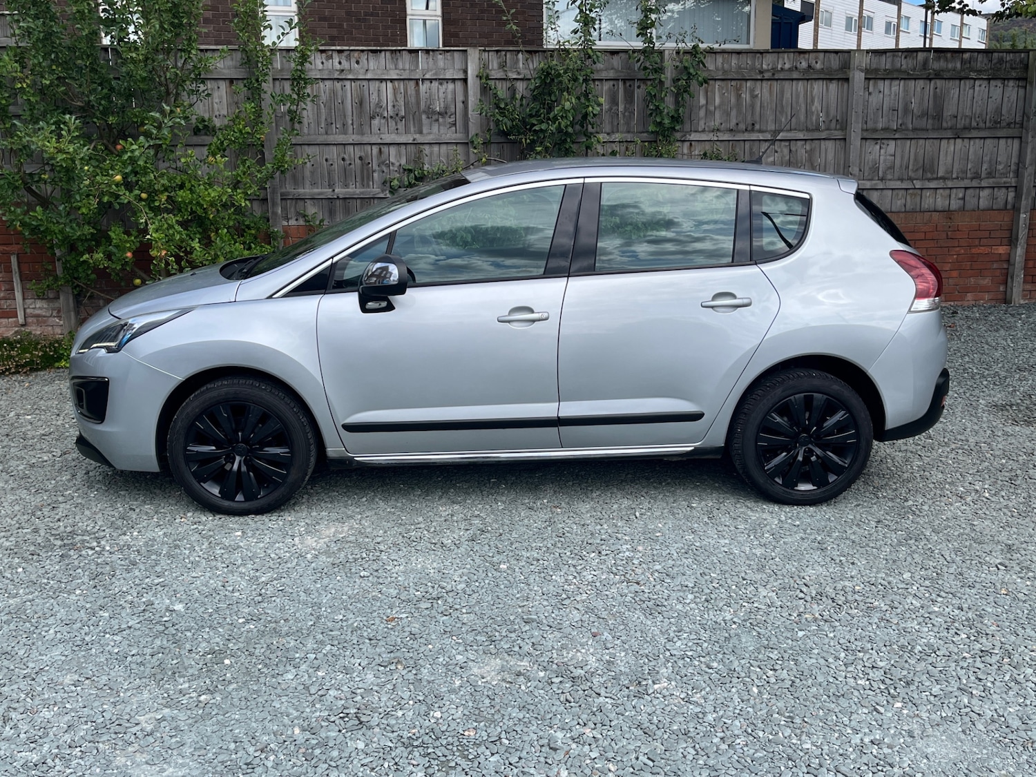 Used Peugeot 3008 2014 for sale - 76525703: Photo 5
