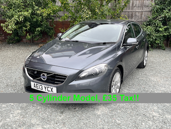 Used Volvo V40 2013 for sale - 79203685: Photo