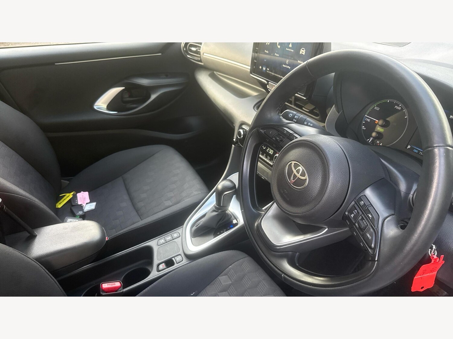 Used Toyota Yaris for sale - 76728918: Photo 12