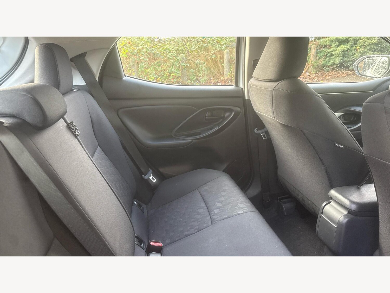 Used Toyota Yaris for sale - 76728918: Photo 14