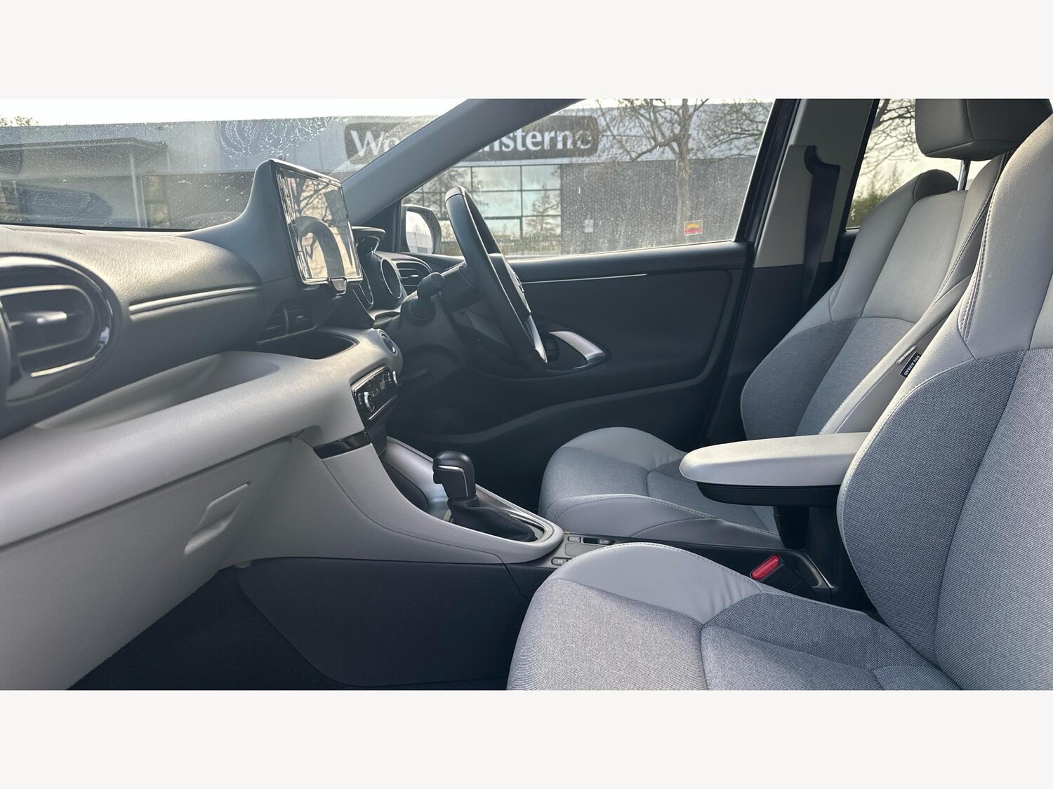 Used Toyota Yaris for sale - 77425661: Photo 12