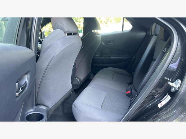 Used Toyota C-HR 2024 for sale - 75658133: Photo 15