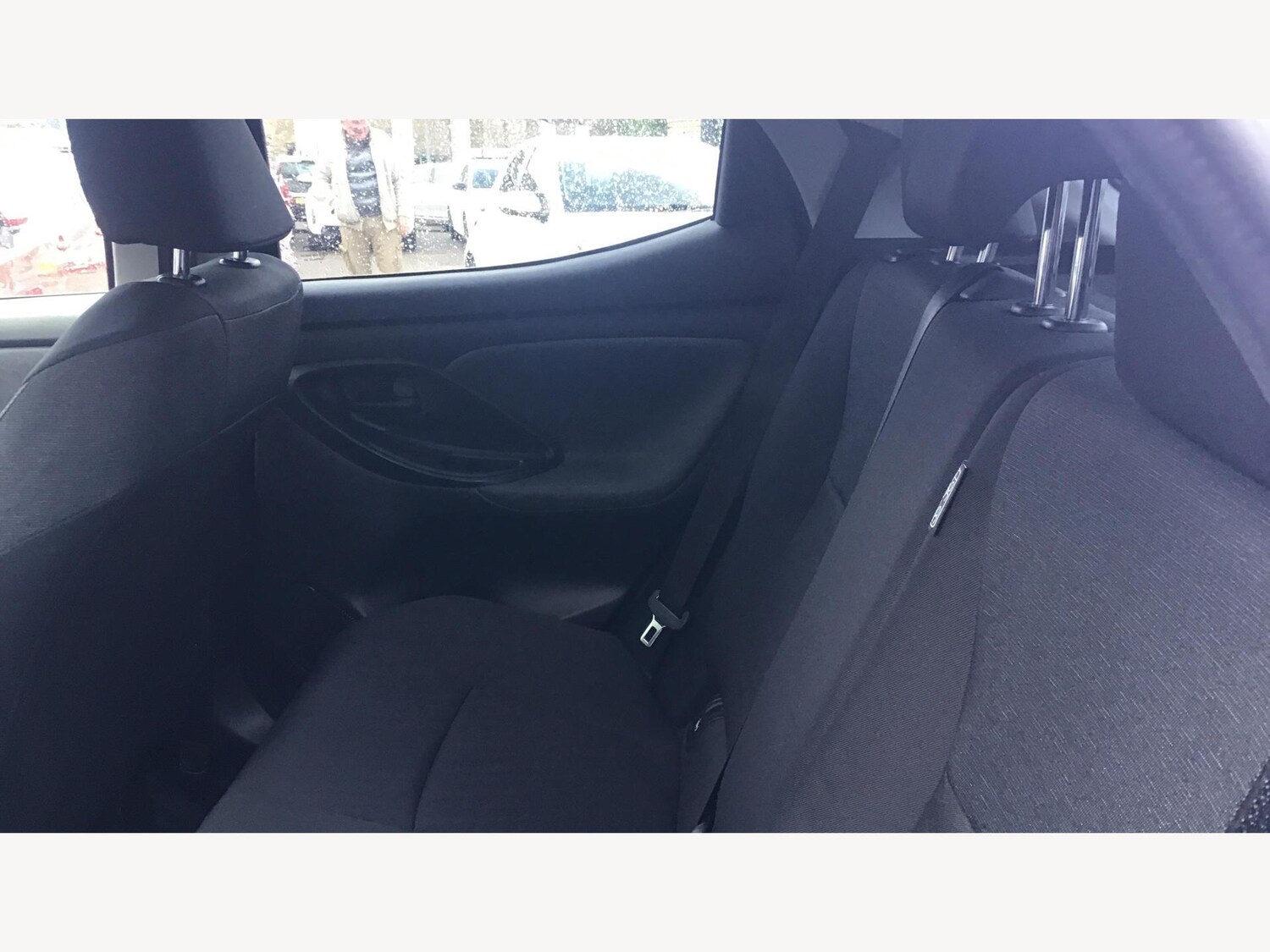 Used Toyota Yaris 2022 for sale - 76715619: Photo 15