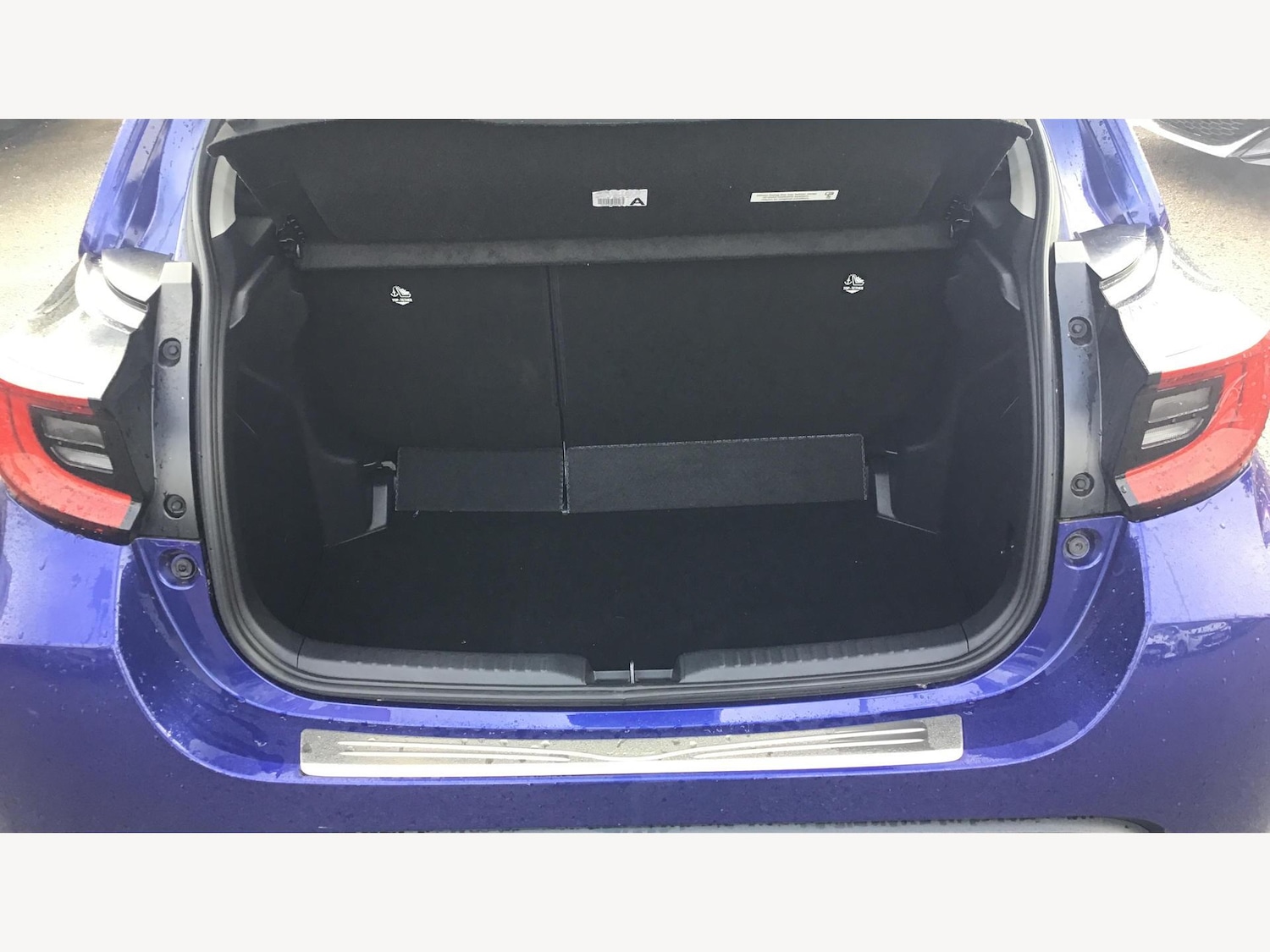 Used Toyota Yaris 2022 for sale - 76715619: Photo 16