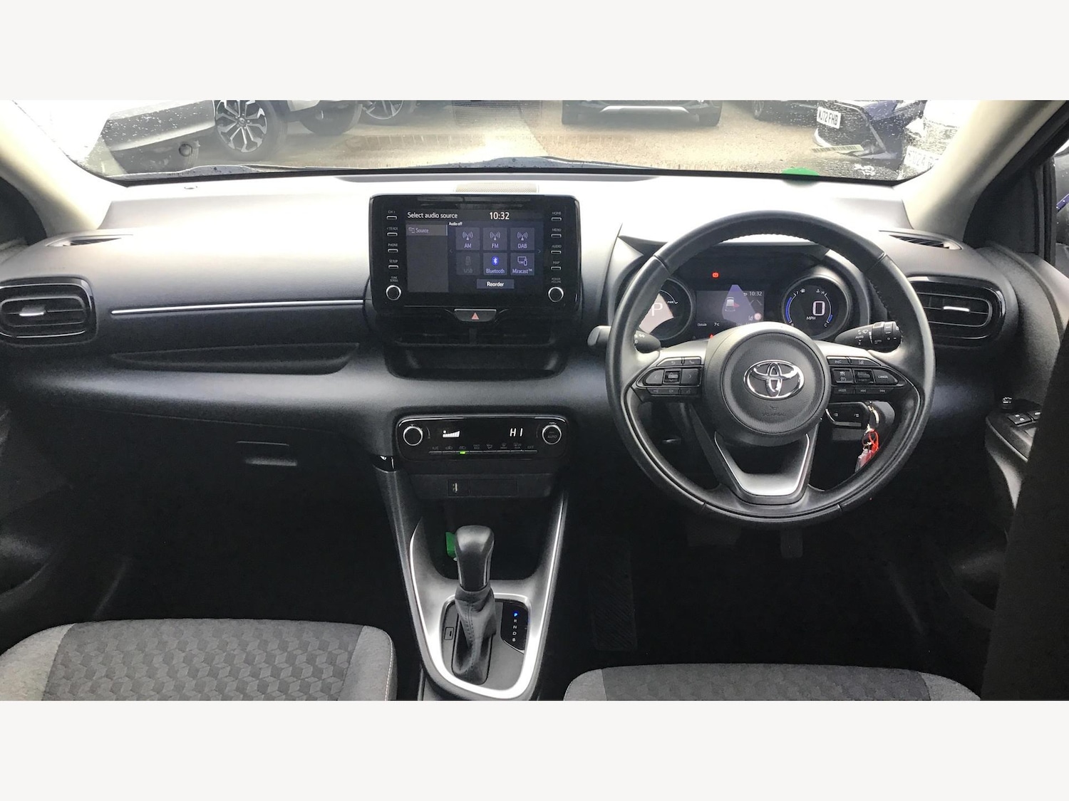 Used Toyota Yaris 2022 for sale - 76715619: Photo 7