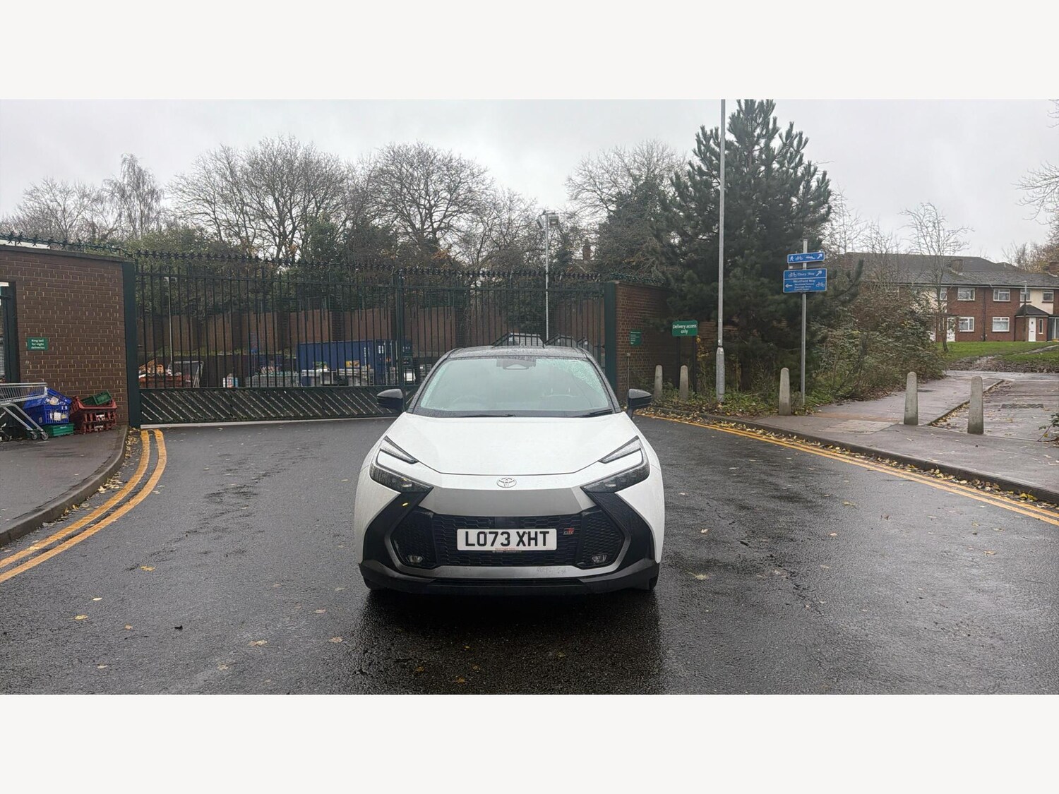 Used Toyota C-HR for sale - 77625814: Photo 17