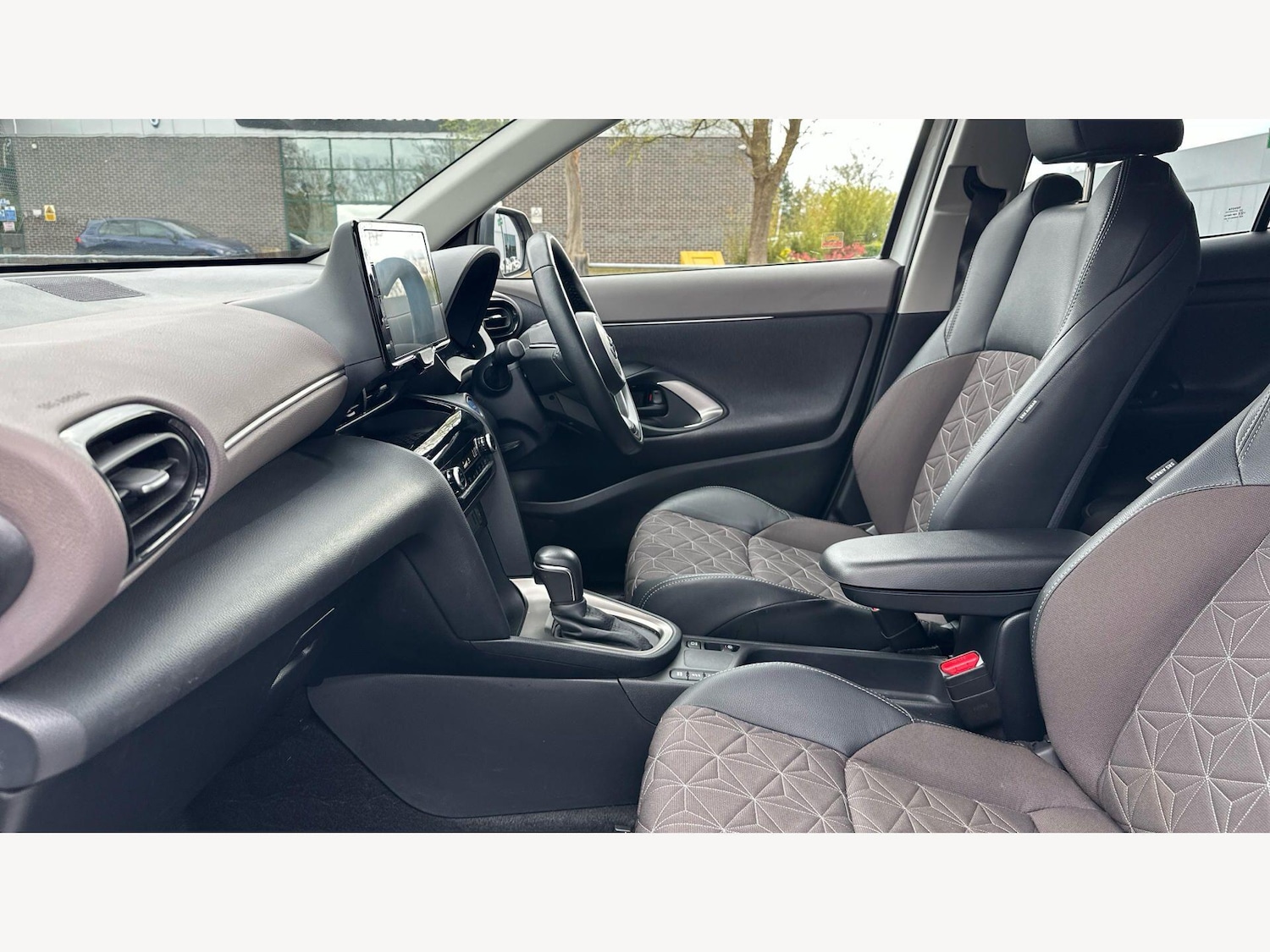 Used Toyota Yaris Cross for sale - 78127362: Photo 12