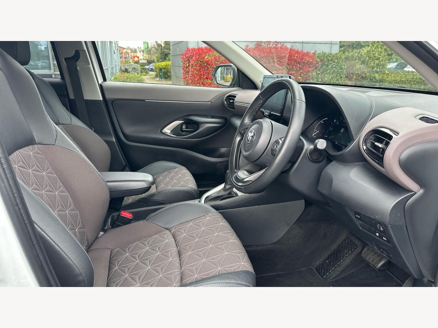 Used Toyota Yaris Cross for sale - 78127362: Photo 13