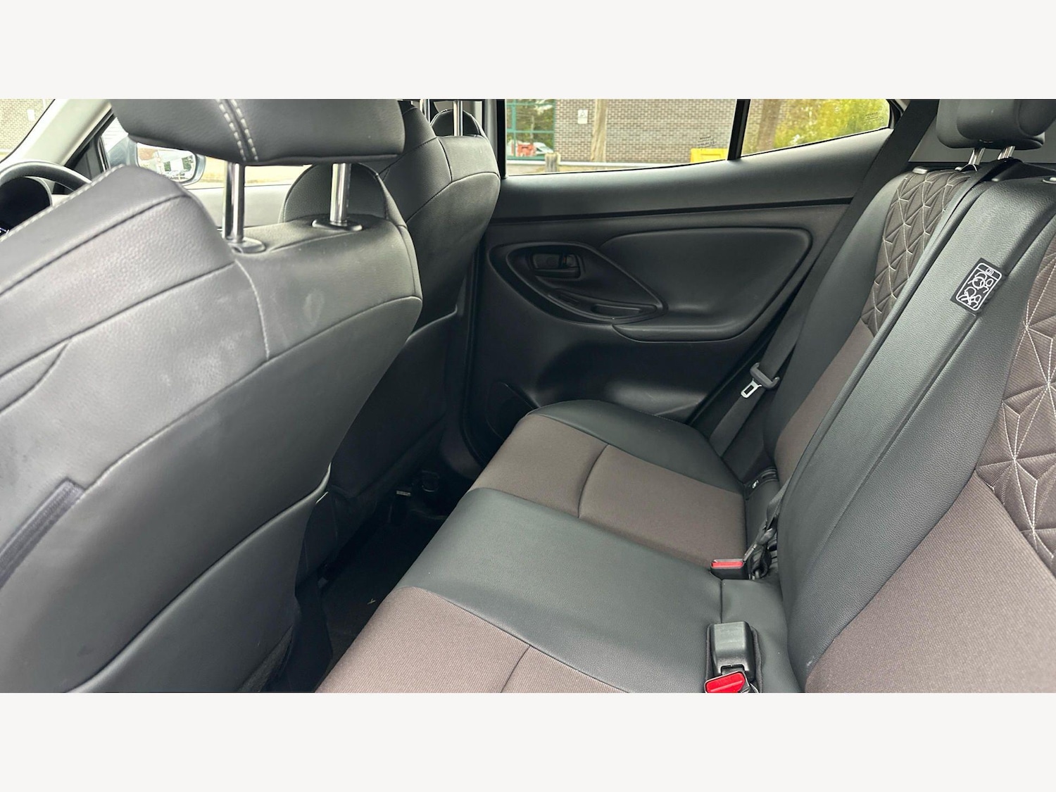 Used Toyota Yaris Cross for sale - 78127362: Photo 15