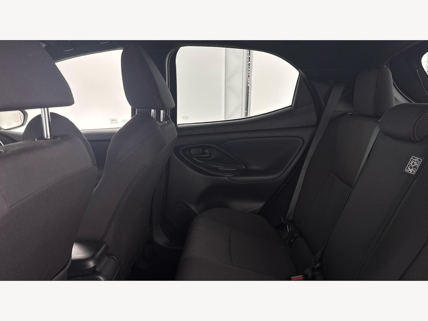 Used Toyota Yaris for sale - 77537442: Photo 15