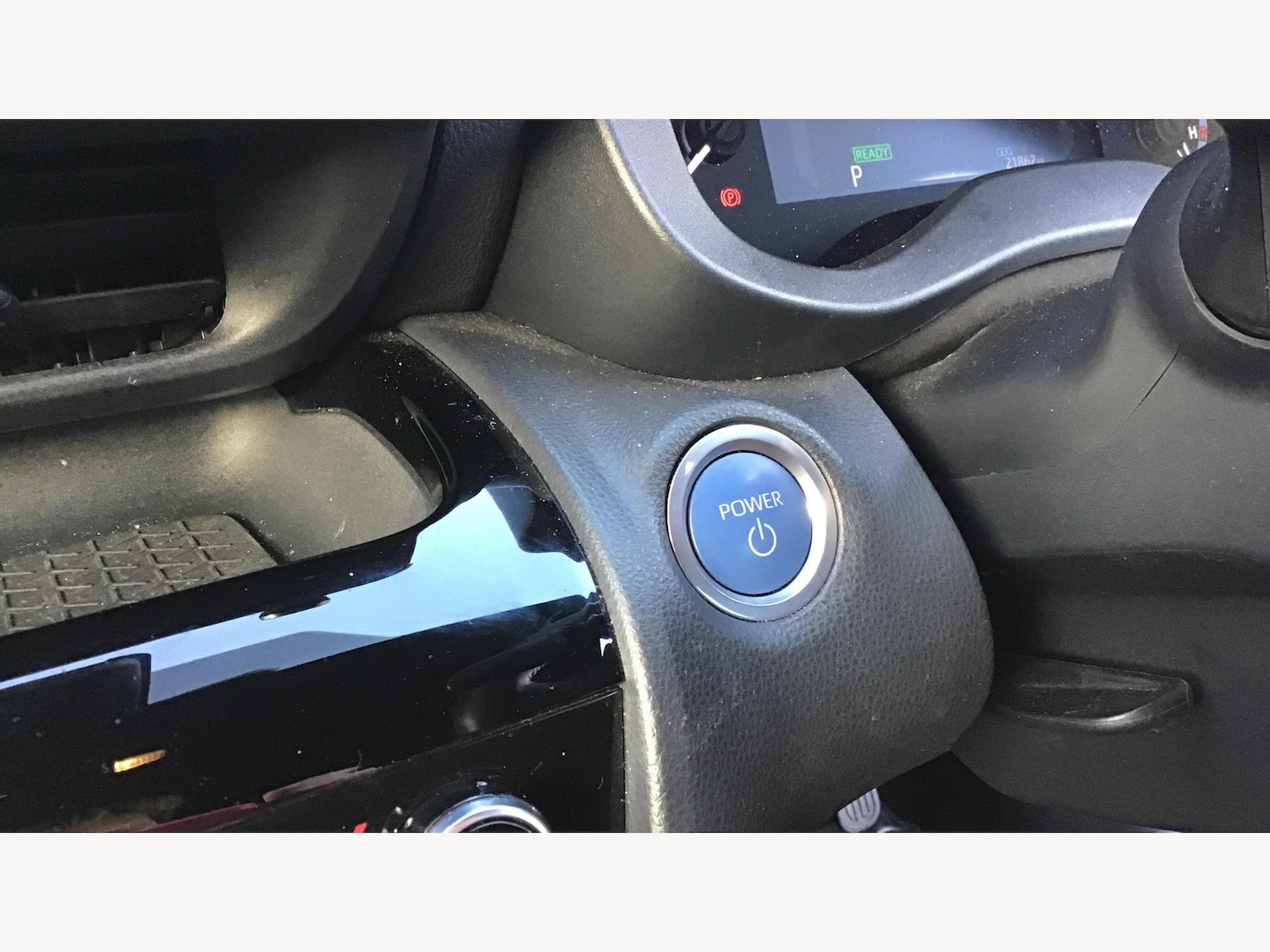 Used Toyota Yaris Cross 2022 for sale - 76887340: Photo 26