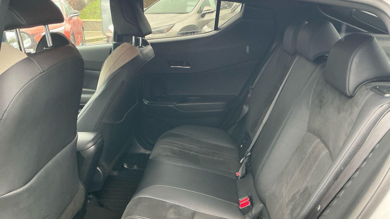 Used Toyota C-HR for sale - 77853305: Photo 11