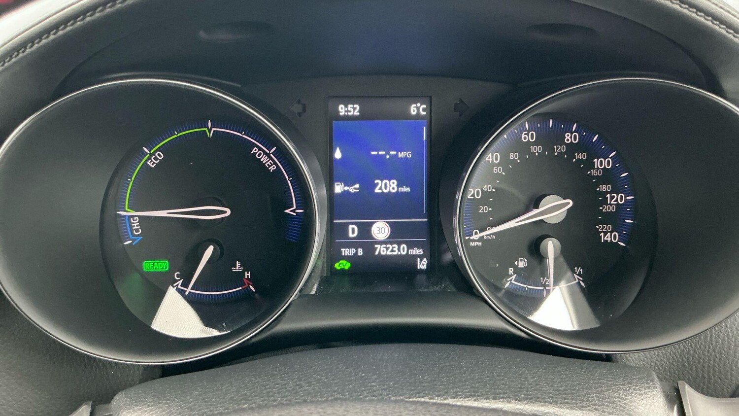 Used Toyota C-HR for sale - 77853305: Photo 25