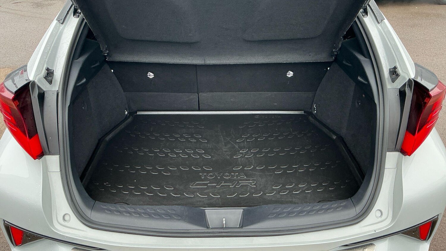 Used Toyota C-HR for sale - 77853305: Photo 27