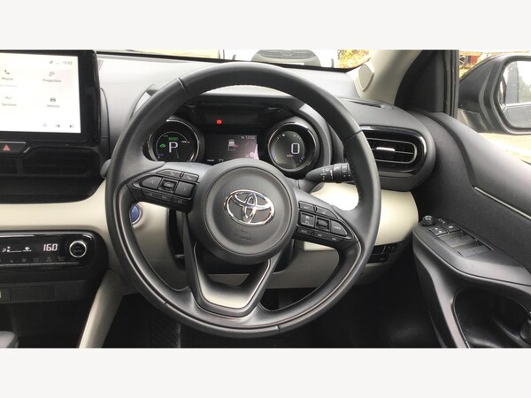 Used Toyota Yaris 2023 for sale - 76259288: Photo 10