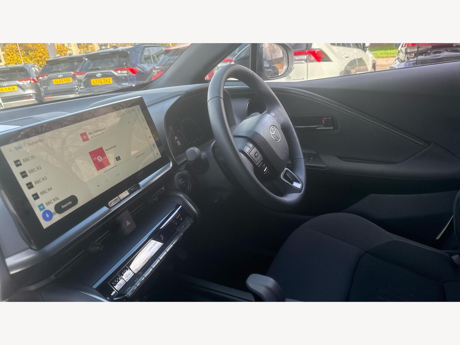 Used Toyota C-HR 2024 for sale - 76936280: Photo 12