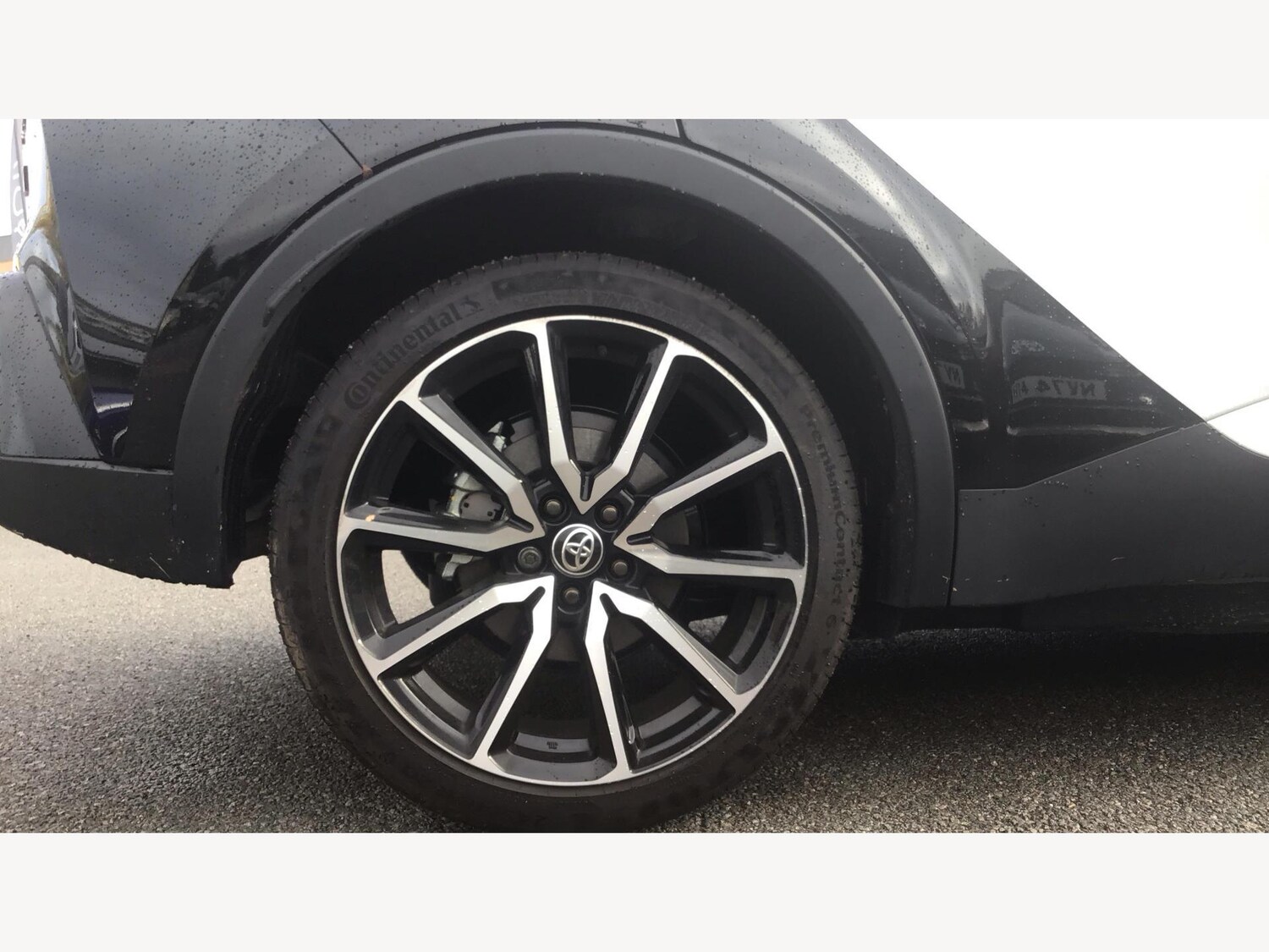 Used Toyota C-HR 2025 for sale - 76608537: Photo 20