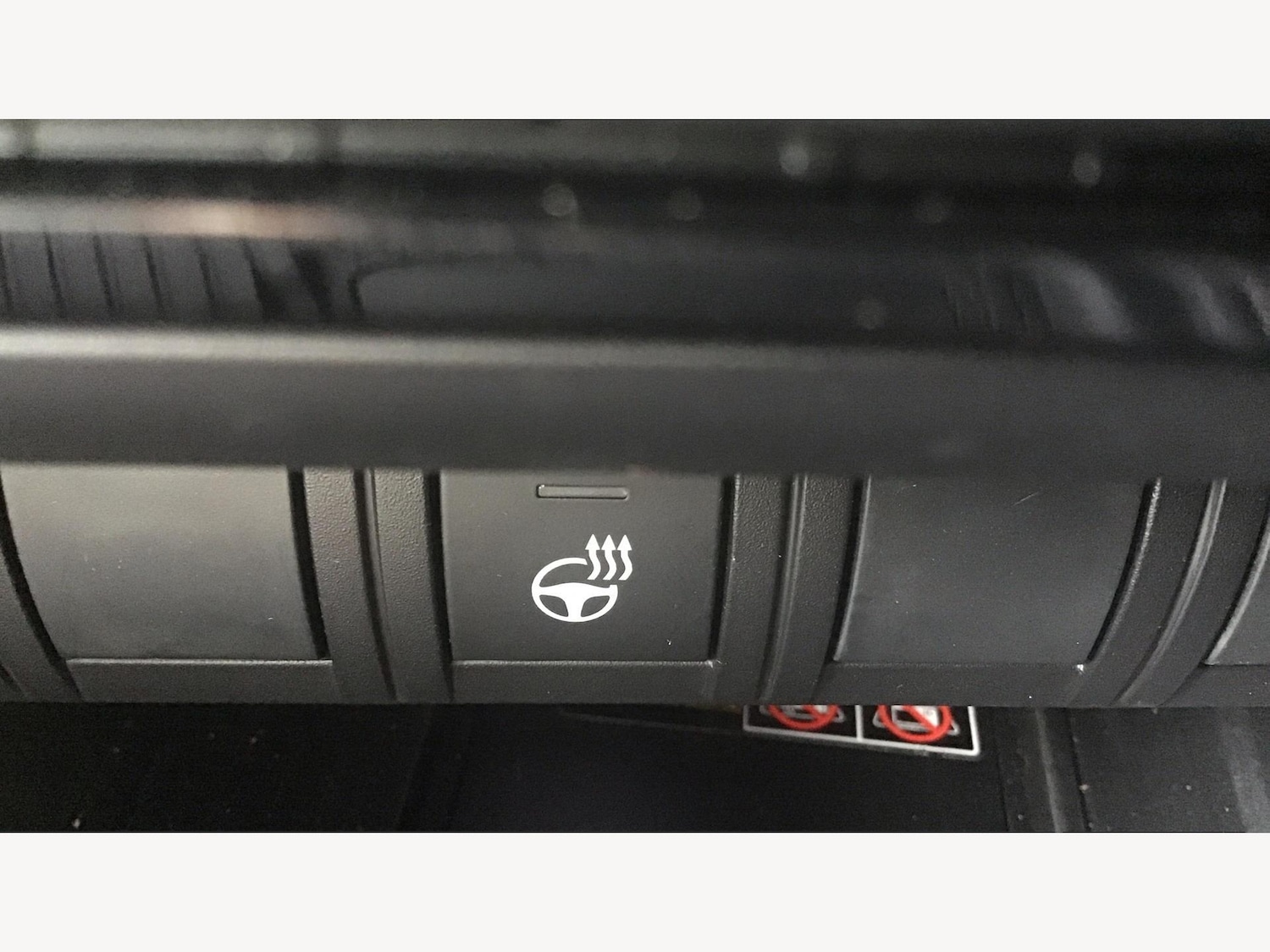 Used Toyota C-HR 2025 for sale - 76608537: Photo 23