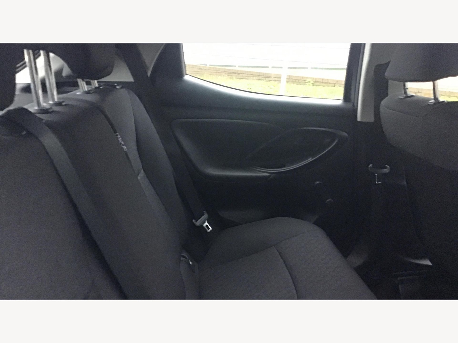 Used Toyota Yaris 2022 for sale - 77057632: Photo 14