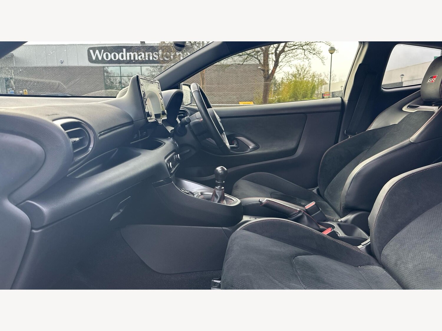 Used Toyota Yaris 2022 for sale - 77376879: Photo 12