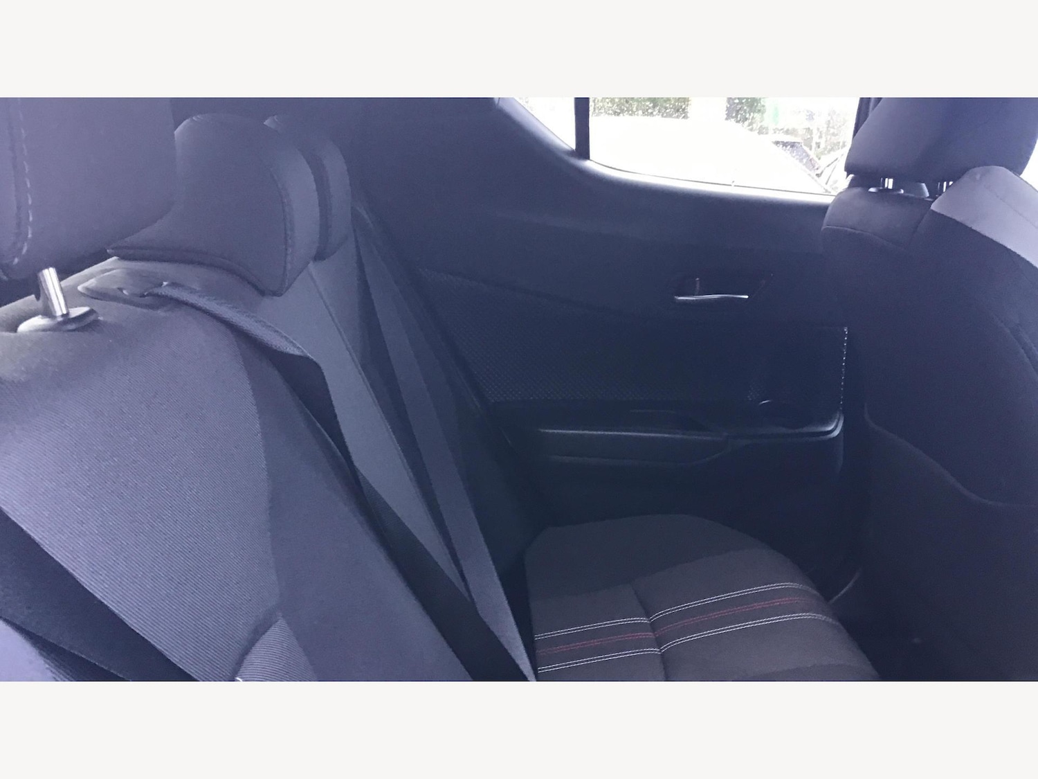 Used Toyota C-HR 2021 for sale - 76689126: Photo 14