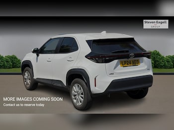 Used Toyota Yaris Cross 2024 for sale - 79012531: Photo