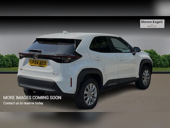 Used Toyota Yaris Cross 2024 for sale - 79012531: Photo