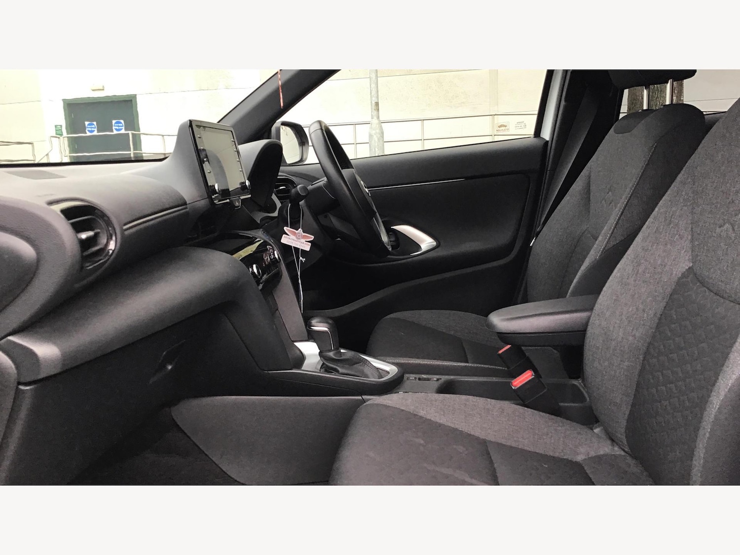 Used Toyota Yaris Cross 2023 for sale - 77081785: Photo 12